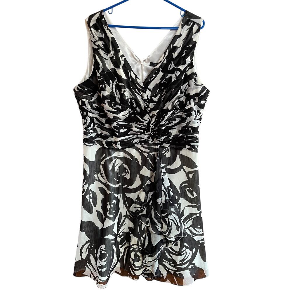 Teatro Black and White Dress